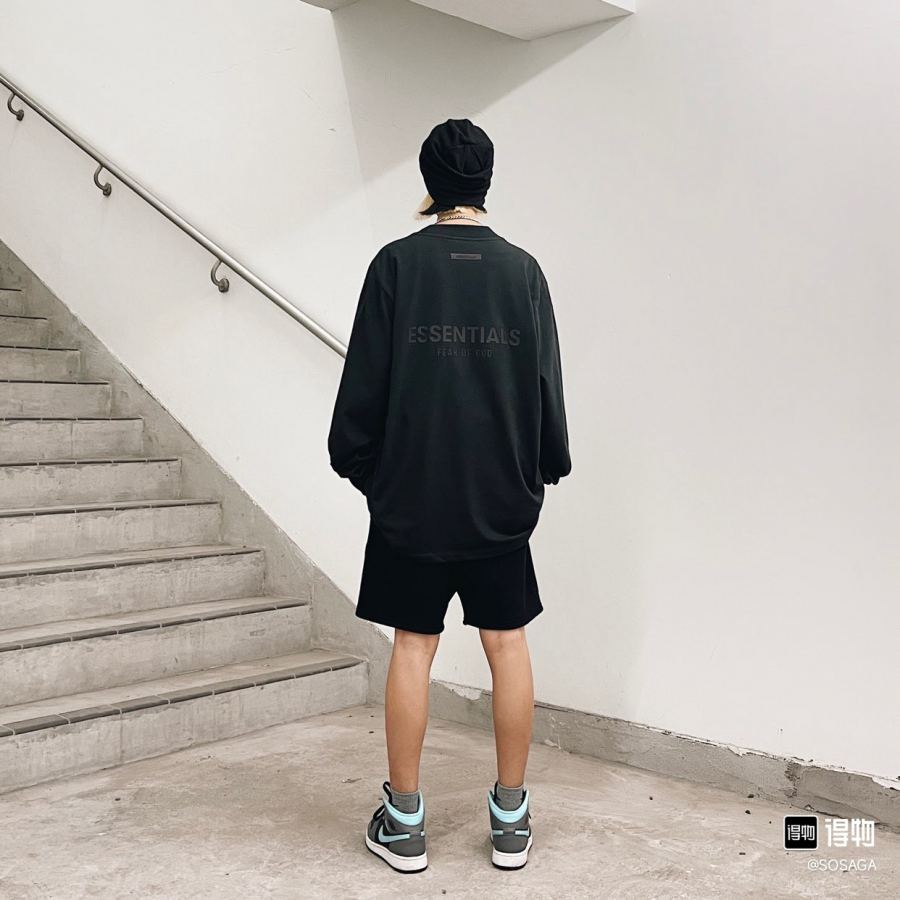 Fear of God Clothes “ replica FEAR OF GOD ESSENTIALS T ” oversize FOG yuan ESSENTIALS Series — photo 7