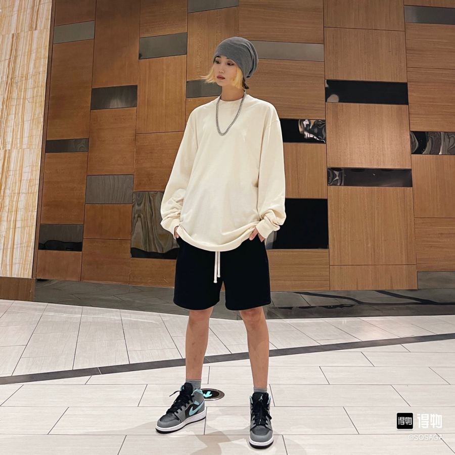 Fear of God Clothes “ replica FEAR OF GOD ESSENTIALS T ” oversize FOG yuan ESSENTIALS Series — photo 9