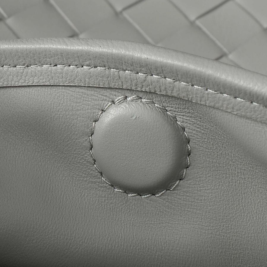 Bottega Veneta bag BV new HOP small series handbags — AAA Quality Replica — photo 7