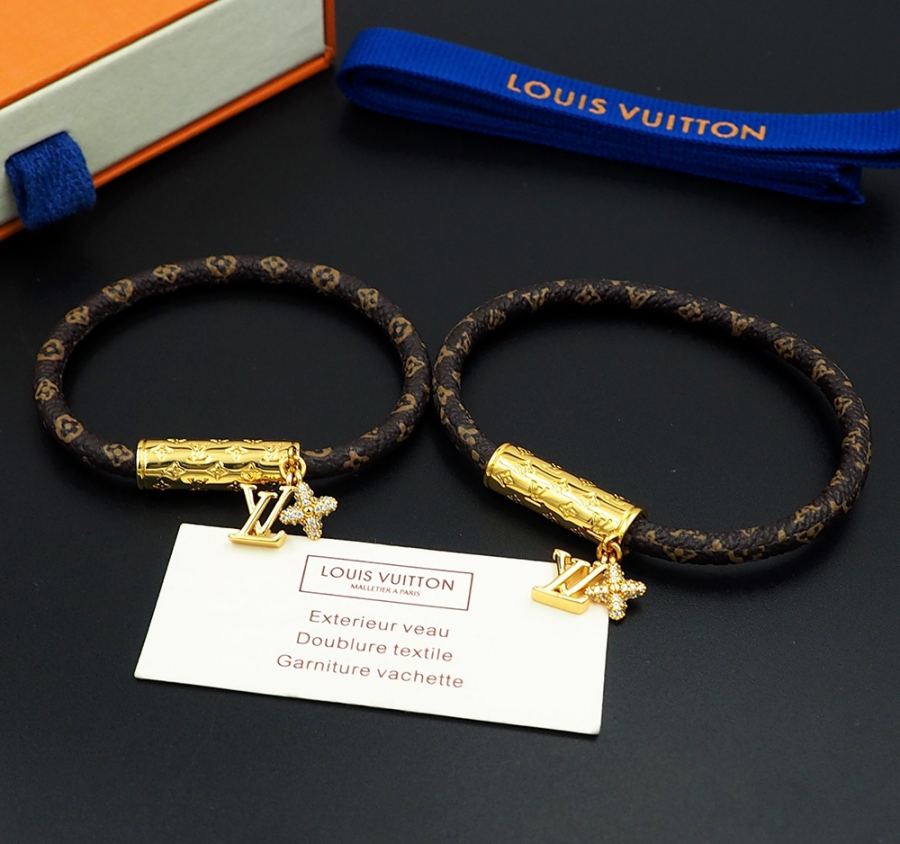 Gioielli Louis Vuitton NovitàLV Push Louis Vuitton Monogramma LV Monogramma — photo 8