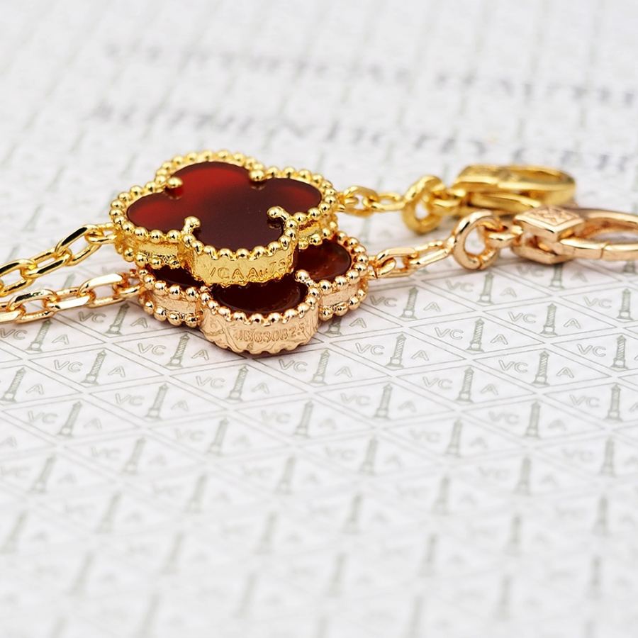 Van Cleef & Arpels Jewelry Van Cleef & Arpels Vintage Alhambra® Series 1968 Alhambra — Premium Replica — photo 8