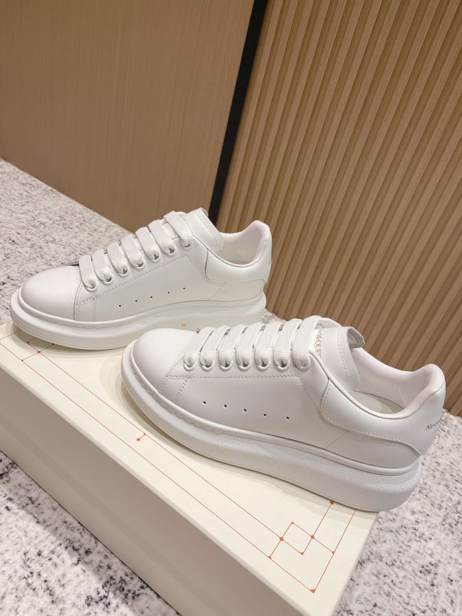 Alexander Mc Queen Women's Shoes Top version: Women’s model Men’s model — AAA Quality Replica — photo 4