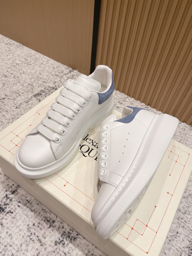 Alexander Mc Queen Women's Shoes Top version: Women’s model Men’s model — 1:1 Replica — photo 2