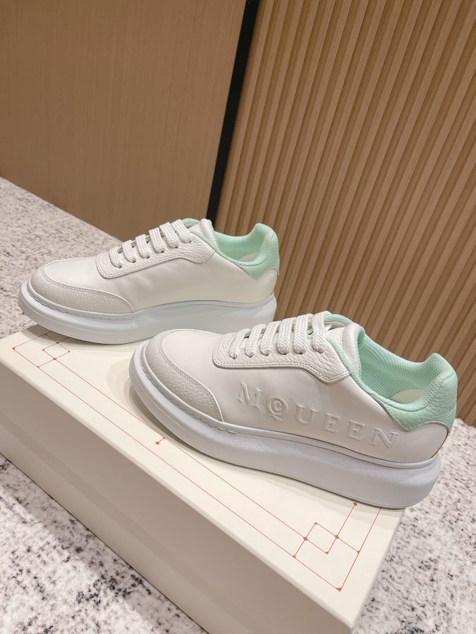 Chaussures Femme Alexander Mc Queen Niveau d'achat: quelques modèles — photo 4