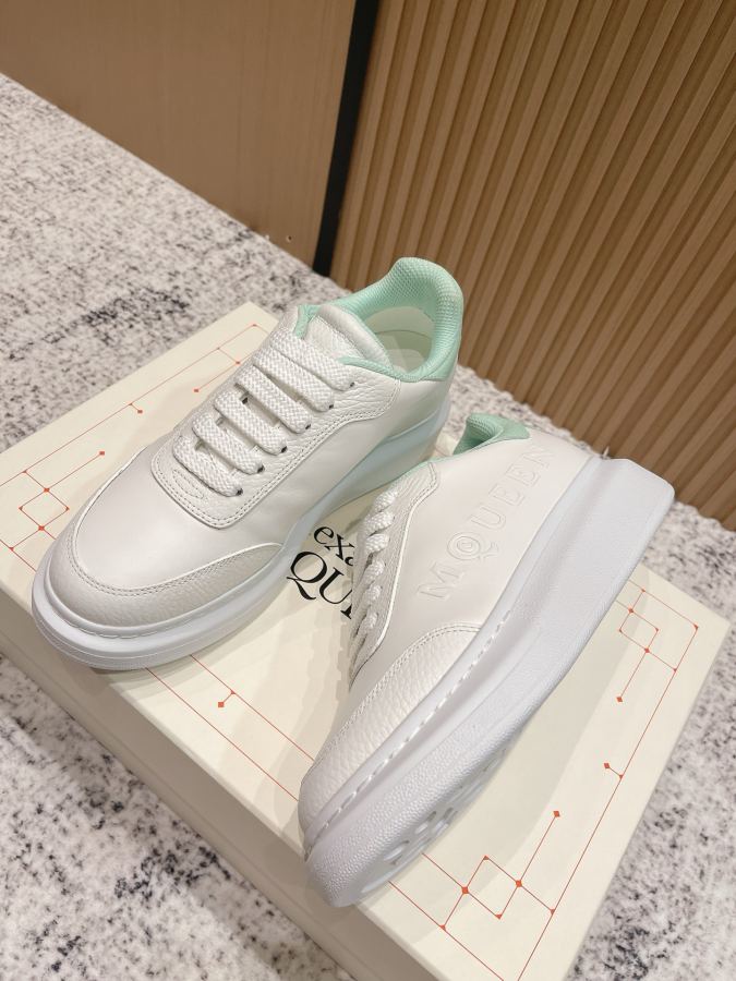 Chaussures Femme Alexander Mc Queen Niveau d'achat: quelques modèles — photo 2