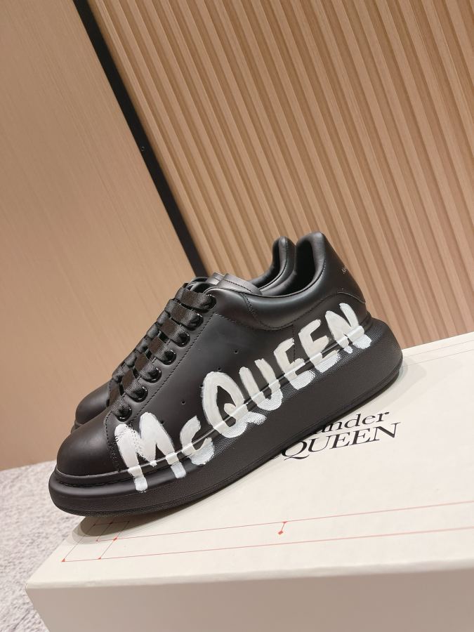 Alexander Mc Queen Women's Shoes Top version: Women’s model Men’s model — AAA Quality Replica — photo 5