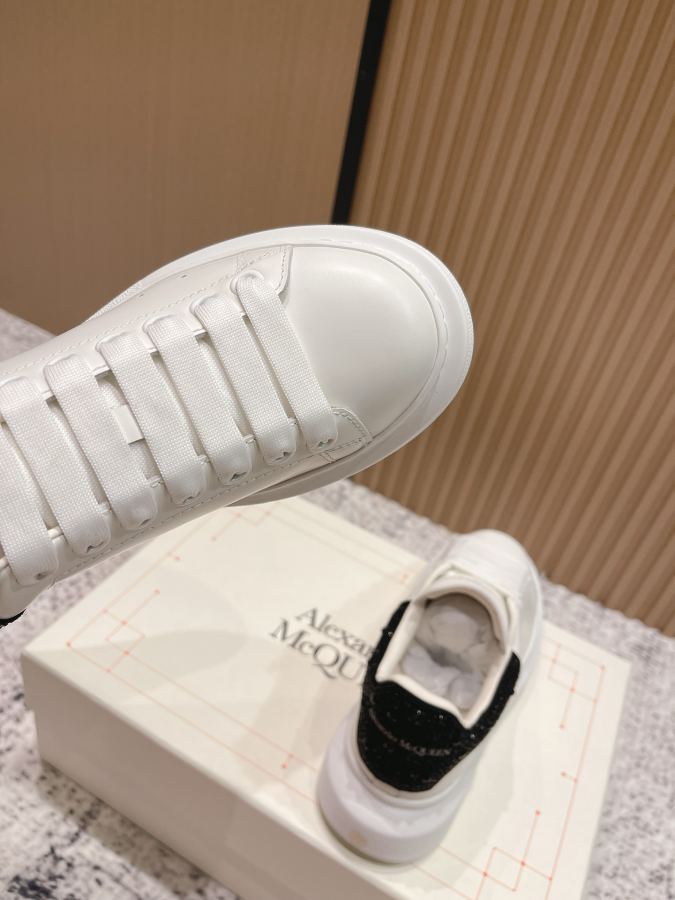 Alexander Mc Queen Women's Shoes Top version: Women’s model Men’s model — Premium Replica — photo 7