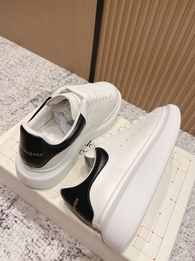 Alexander Mc Queen Women's Shoes Top version: Women’s model Men’s model — AAA Quality Replica — photo 6