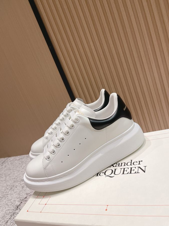 Alexander Mc Queen Women's Shoes Top version: Women’s model Men’s model — AAA Quality Replica — photo 5