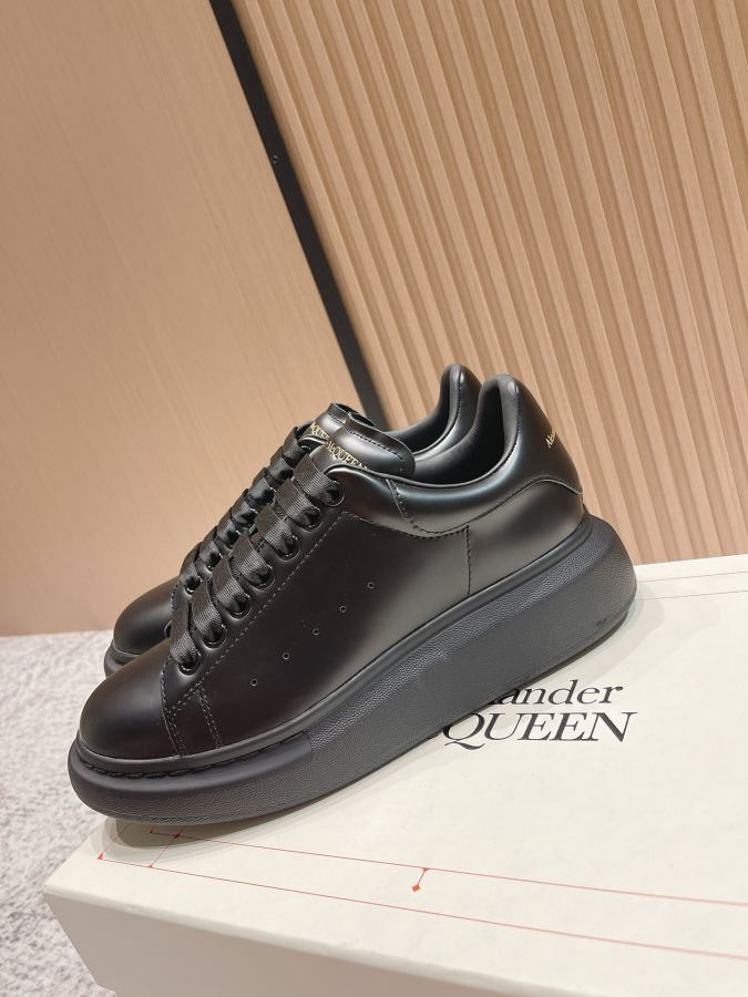 Alexander Mc Queen Women's Shoes Top version: Women’s model Men’s model — AAA Quality Replica — photo 5
