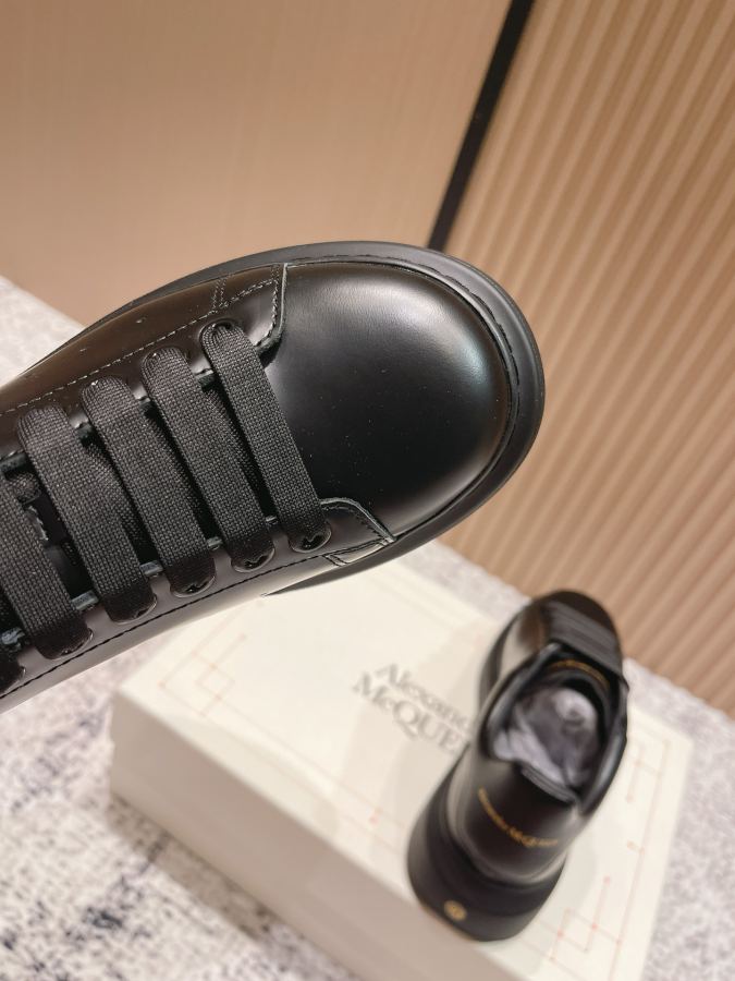 Alexander Mc Queen Women's Shoes Top version: Women’s model Men’s model — AAA Quality Replica — photo 7