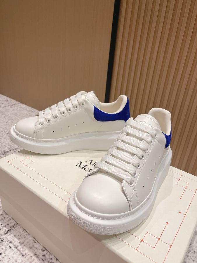 Alexander Mc Queen Women's Shoes Top version: Women’s model Men’s model — Premium Replica — photo 3