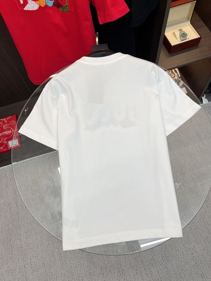 Gucci men GUCCI 2026 New T S.M.L.XL.XXL — 1:1 Replica — photo 10