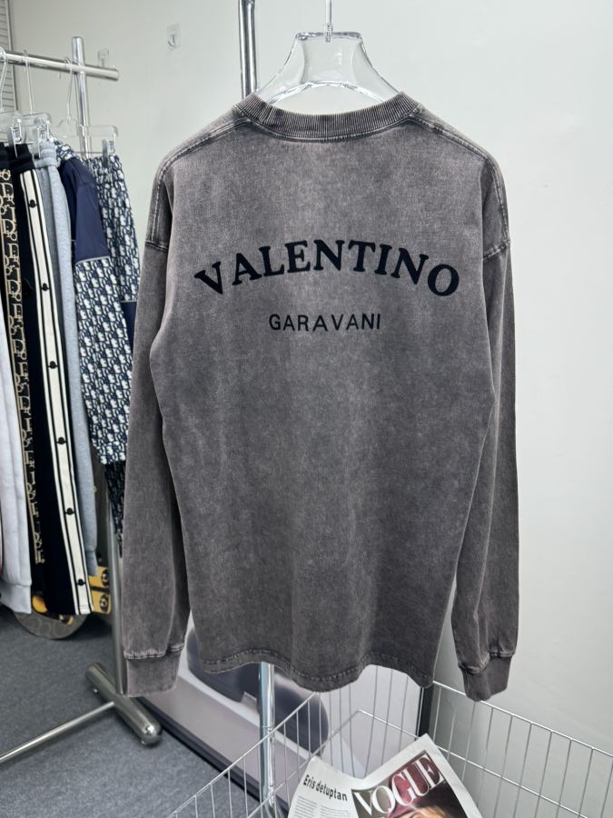 Valentino men New 270 logo M-XXXL — 1:1 Replica — photo 2