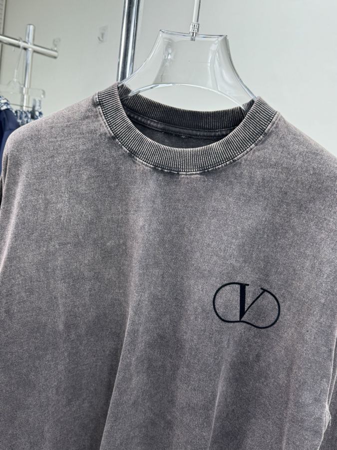 Valentino men New 270 logo M-XXXL — 1:1 Replica — photo 3