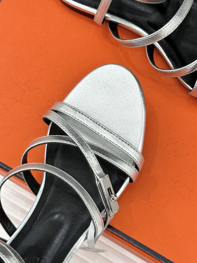 Hermes women's shoes Factory price (with original airplane box) — 1:1 Replica For Sale — photo 7