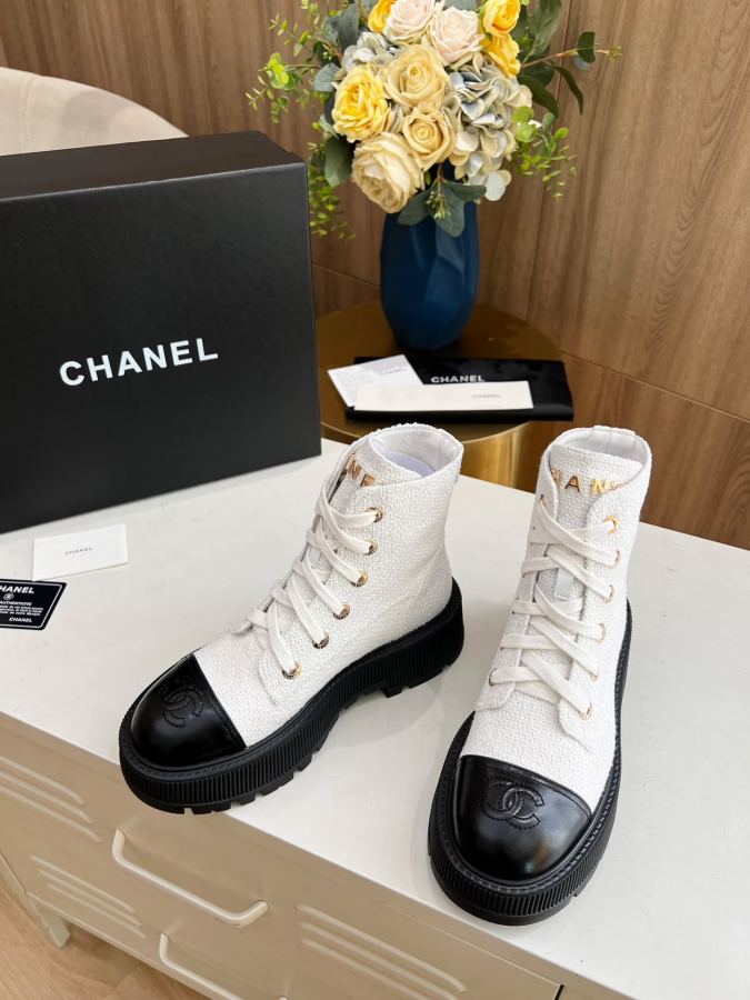 CHANEL women's shoes New Chanel Logo — 1:1 Replica For Sale — photo 2