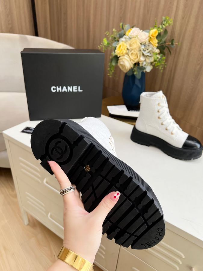 CHANEL women's shoes New Chanel Logo — 1:1 Replica For Sale — photo 8