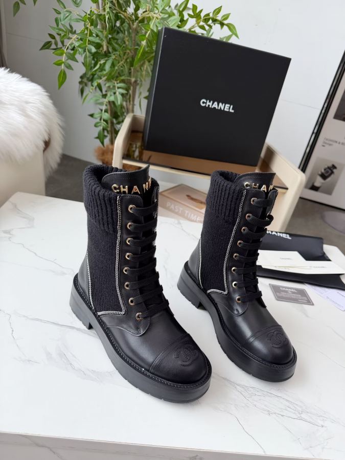 CHANEL women's shoes New Chanel Logo — Premium Replica — photo 3