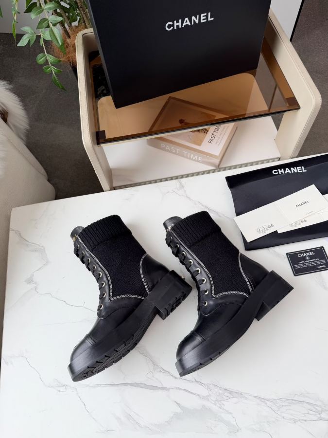 CHANEL women's shoes New Chanel Logo — Premium Replica — photo 9