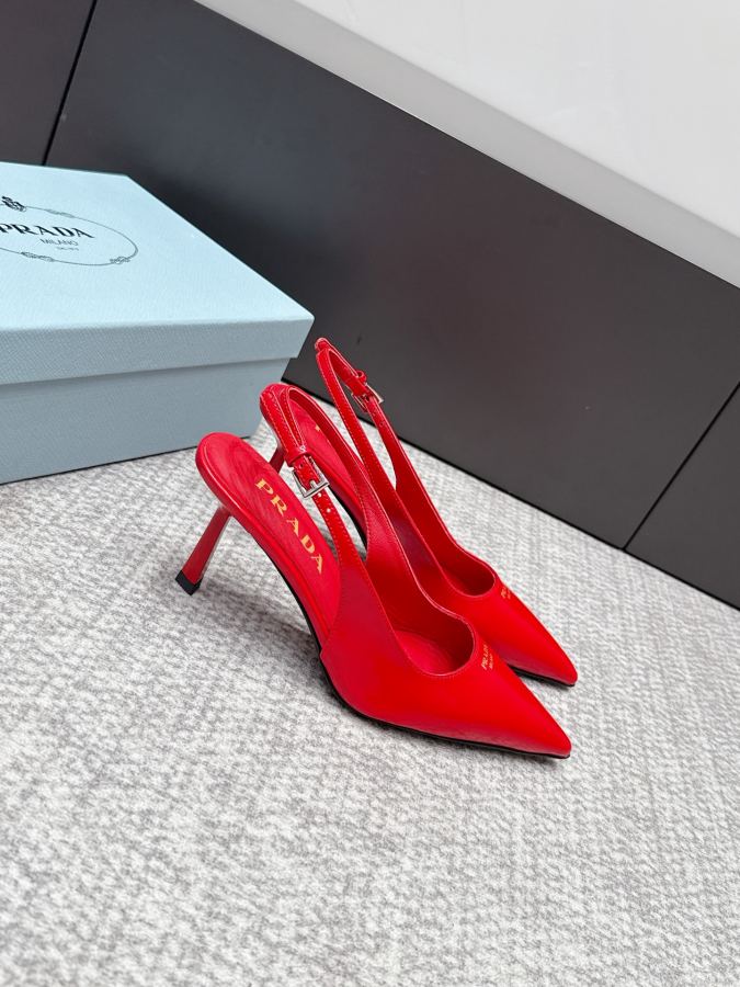 Prada women's shoes SSS launches Prada’s latest long boots, sandals, thin heels, empty backs, — AAA Quality Replica