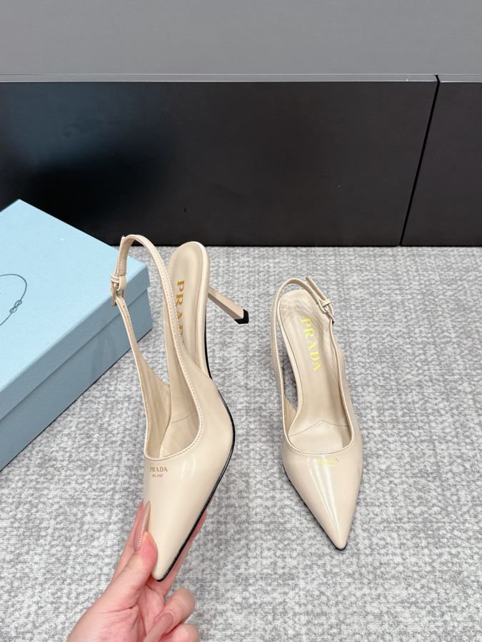Prada women's shoes SSS launches Prada’s latest long boots, sandals, thin heels, empty backs, — 1:1 Replica For Sale — photo 4