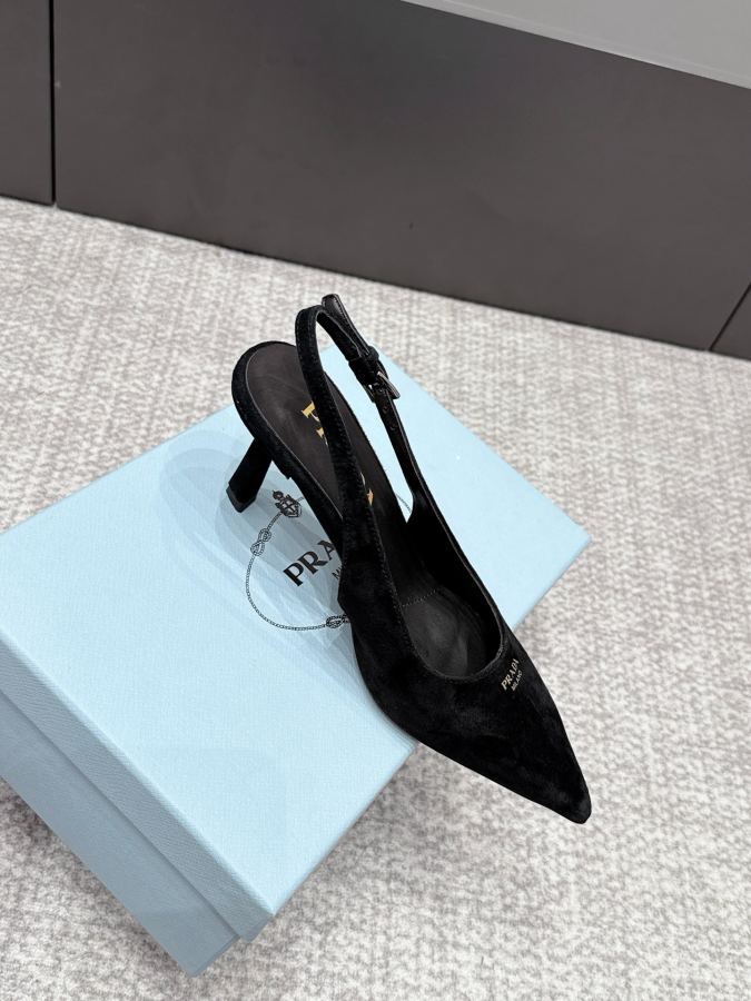 Prada women's shoes SSS launches Prada’s latest long boots, sandals, thin heels, empty backs, — 1:1 Replica For Sale — photo 5