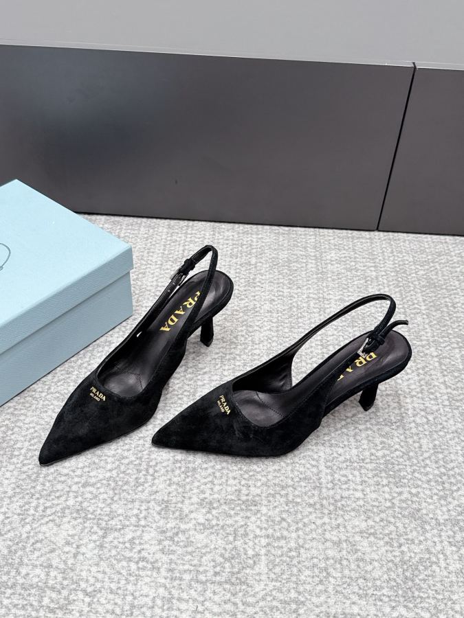 Prada women's shoes SSS launches Prada’s latest long boots, sandals, thin heels, empty backs, — 1:1 Replica For Sale — photo 3
