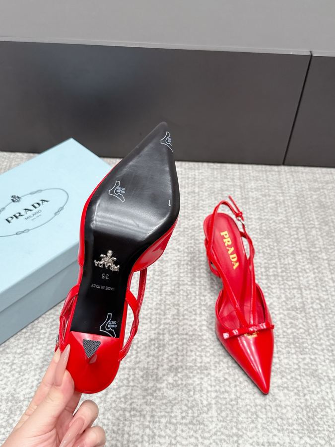 Prada women's shoes SSS launches Prada’s latest long boots, sandals, thin heels, empty backs, — 1:1 Replica — photo 9