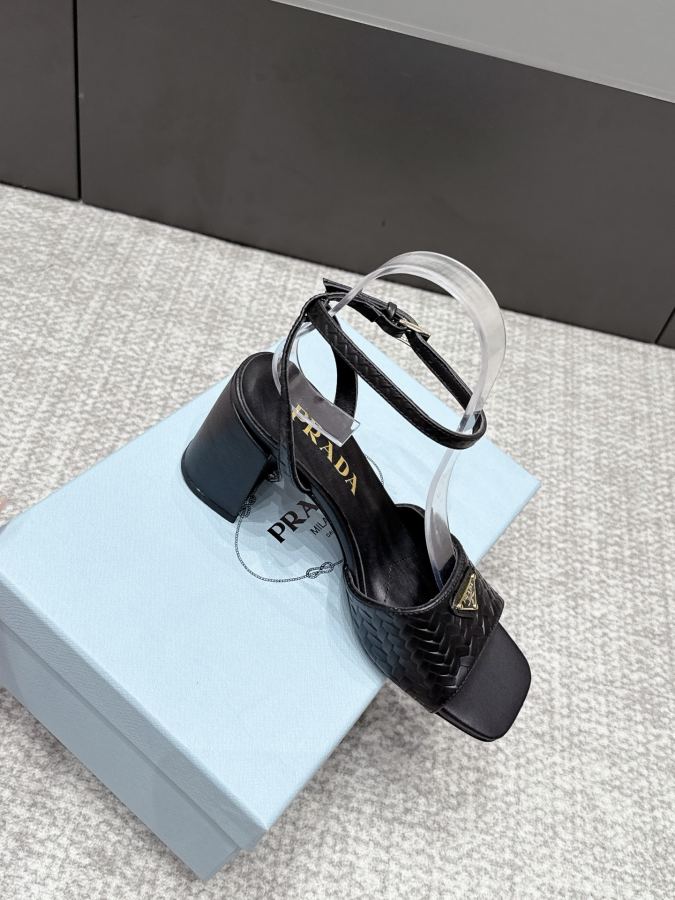 Prada women's shoes SSS launches Prada’s latest long boots, sandals, thin heels, empty backs, — 1:1 Replica — photo 5