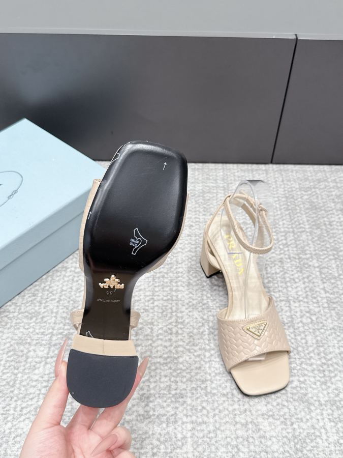 Prada women's shoes SSS launches Prada’s latest long boots, sandals, thin heels, empty backs, — Premium Replica — photo 9