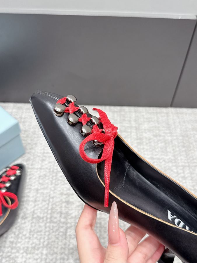 Prada women's shoes SSS launches Prada’s latest long boots, sandals, thin heels, empty backs, — AAA Quality Replica — photo 6