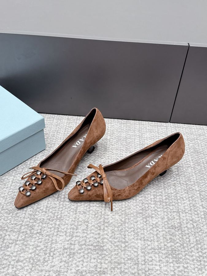 Prada women's shoes SSS launches Prada’s latest long boots, sandals, thin heels, empty backs, — 1:1 Replica — photo 2