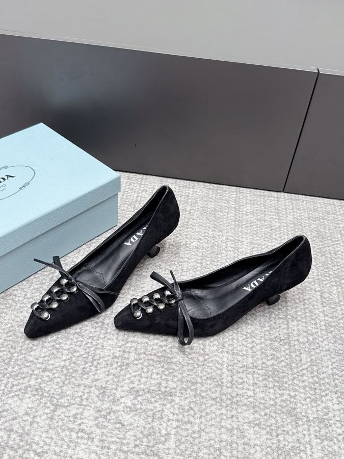 Prada women's shoes SSS launches Prada’s latest long boots, sandals, thin heels, empty backs, — 1:1 Replica For Sale — photo 2