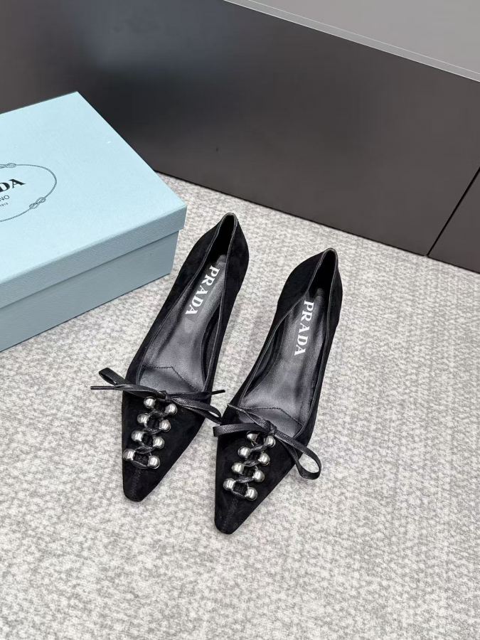 Prada women's shoes SSS launches Prada’s latest long boots, sandals, thin heels, empty backs, — 1:1 Replica For Sale — photo 4