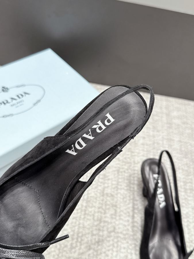 Prada women's shoes SSS launches Prada’s latest long boots, sandals, thin heels, empty backs, — AAA Quality Replica — photo 9