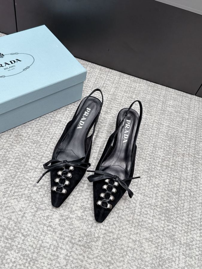 Prada women's shoes SSS launches Prada’s latest long boots, sandals, thin heels, empty backs, — AAA Quality Replica — photo 4