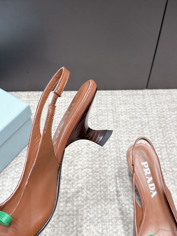 Prada women's shoes SSS launches Prada’s latest long boots, sandals, thin heels, empty backs, — Premium Replica — photo 7