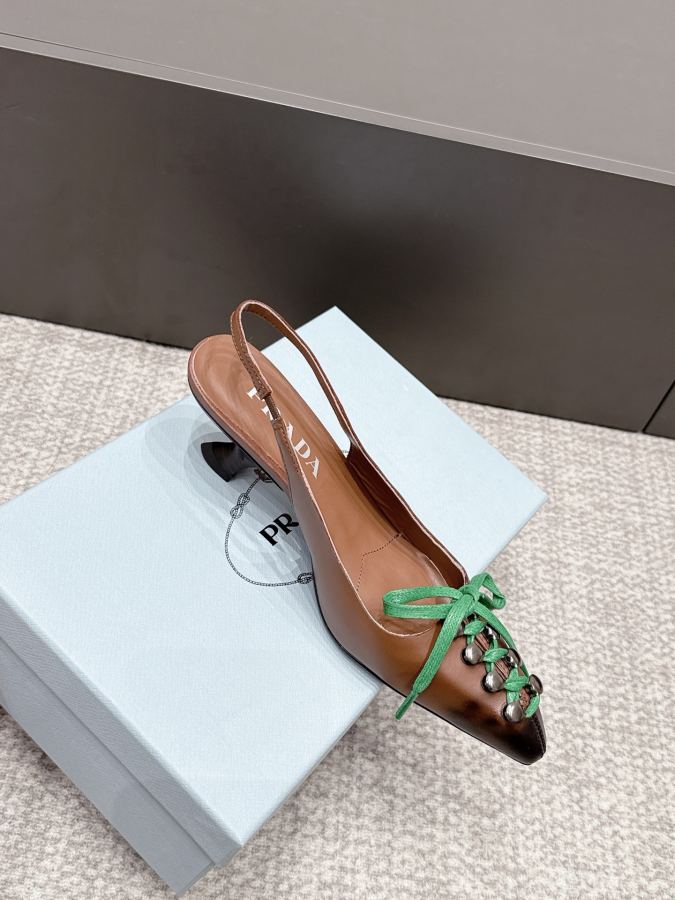 Prada women's shoes SSS launches Prada’s latest long boots, sandals, thin heels, empty backs, — Premium Replica — photo 5