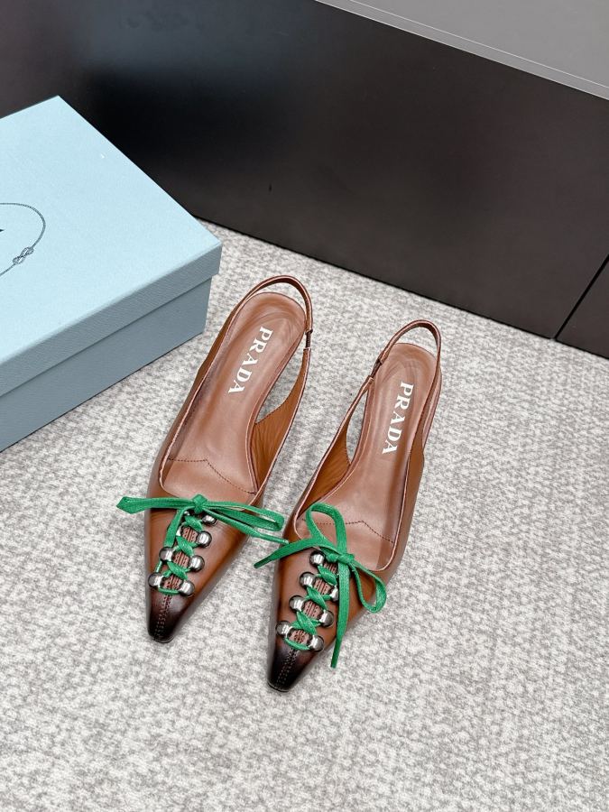 Prada women's shoes SSS launches Prada’s latest long boots, sandals, thin heels, empty backs, — Premium Replica — photo 3