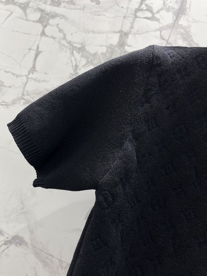 LV Women 𝗟𝗢𝗨𝗜𝗦 𝗩𝗨𝗜𝗧𝗧𝗢* Lujia New letter jacquard wool knitted short — 1:1 Replica For Sale — photo 4