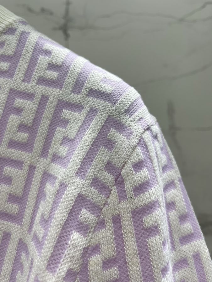 Fendi Women 𝗙𝗘𝗡𝗗* Fendi early spring New embossed three-dimensional letter knitted short — 1:1 Replica — photo 6