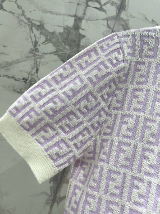 Fendi Women 𝗙𝗘𝗡𝗗* Fendi early spring New embossed three-dimensional letter knitted short — 1:1 Replica — photo 8