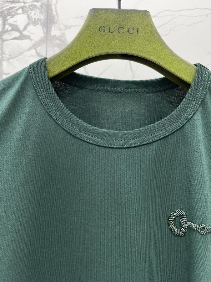 Gucci Women 𝗚𝗨𝗖𝗖* Gucci Early Spring New Embroidered Beads Cotton Short Sleeves — AAA Quality Replica — photo 3
