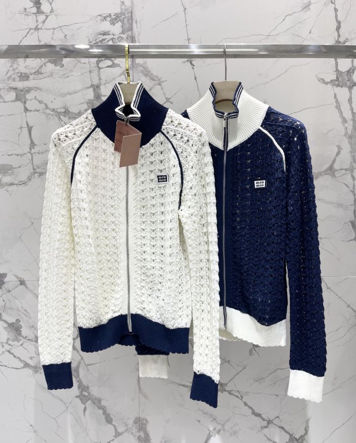Miumiu Women 𝗠𝗜𝗨𝗠𝗜𝗨* Miu lapel contrasting hollow letter logo zipper sweater — 1:1 Replica — photo 9