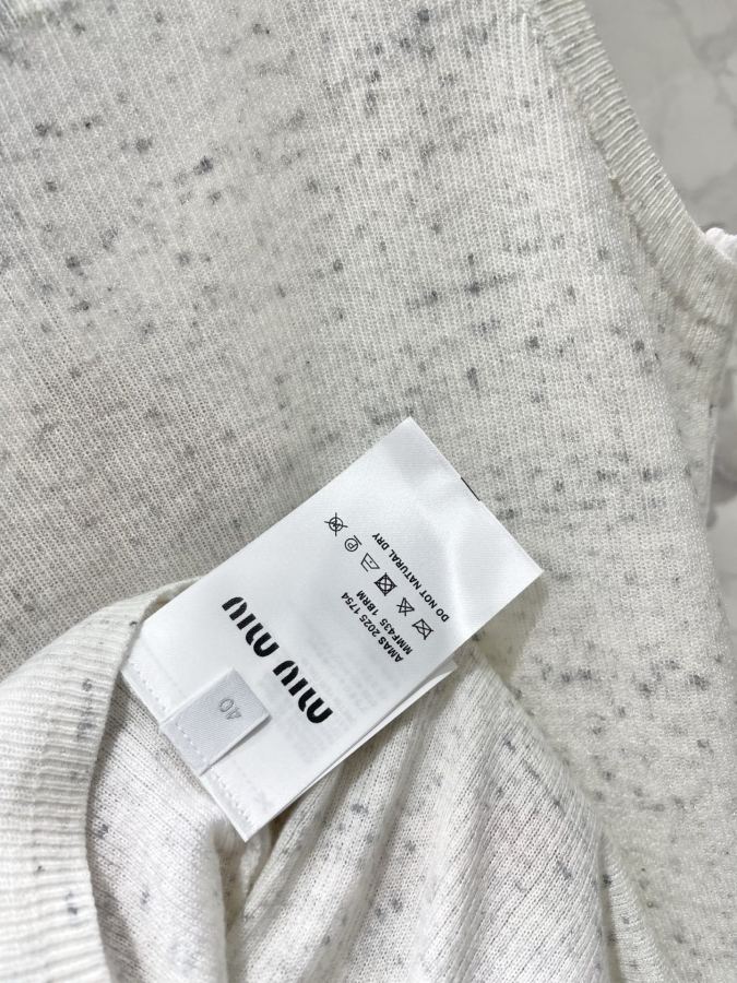 Miumiu Women 𝗠𝗜𝗨𝗠𝗜𝗨* Miu early spring New lace girly age-reducing knitted vest — Premium Replica — photo 8