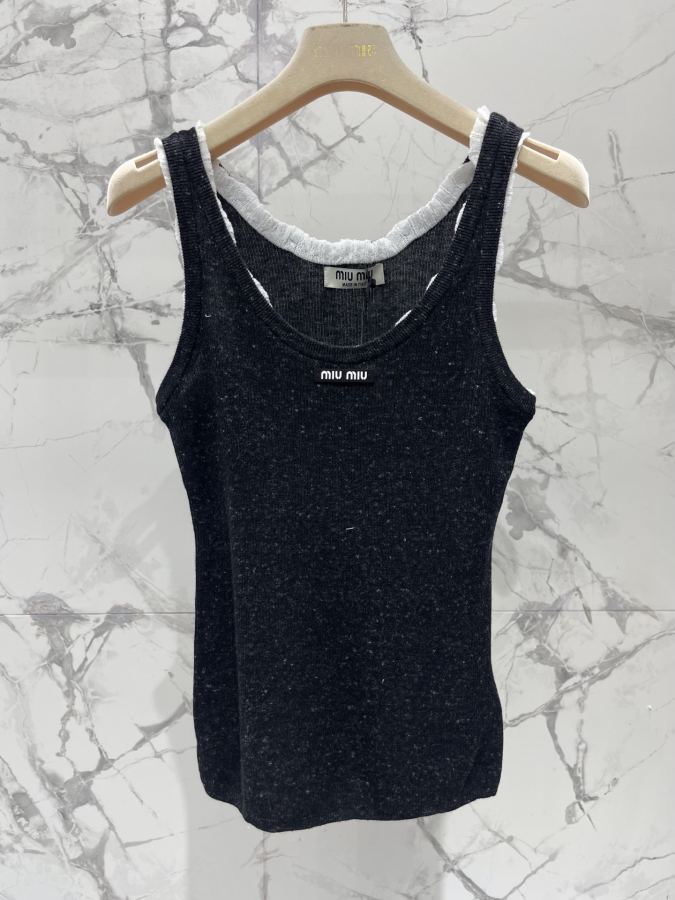 Miumiu Women 𝗠𝗜𝗨𝗠𝗜𝗨* Miu early spring New lace girly age-reducing knitted vest — 1:1 Replica — photo 2