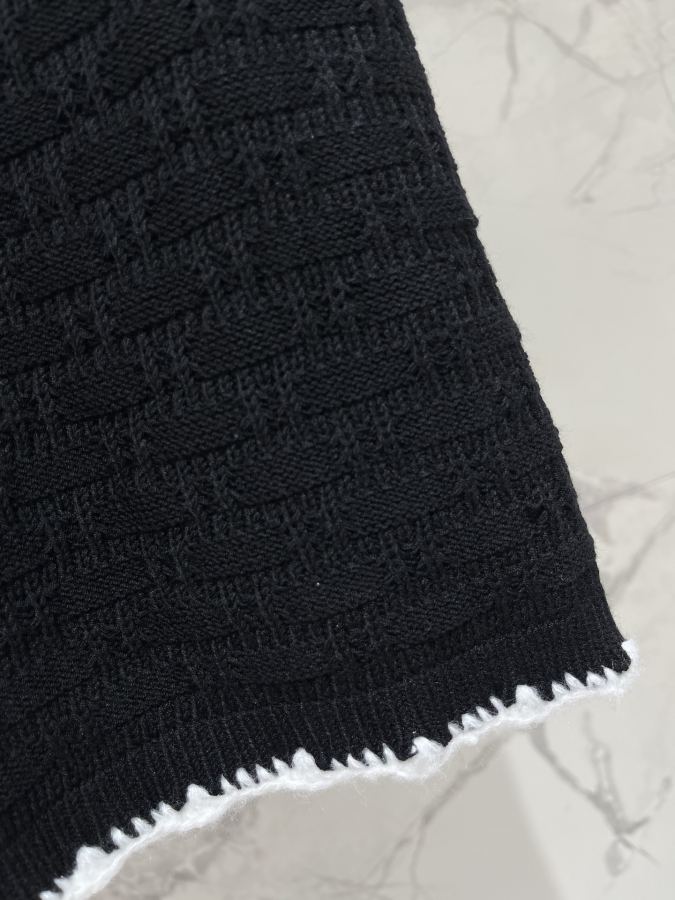 Chanel Women 𝗖𝗛𝗔𝗡𝗘* Xiaoxiang’s holiday style! Hollow woven contrast lace knitted — 1:1 Replica For Sale — photo 5