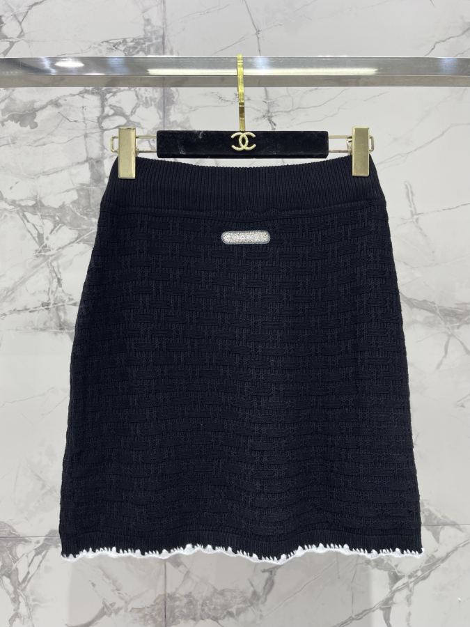 Chanel Women 𝗖𝗛𝗔𝗡𝗘* Xiaoxiang’s holiday style! Hollow woven contrast lace knitted — 1:1 Replica For Sale — photo 2