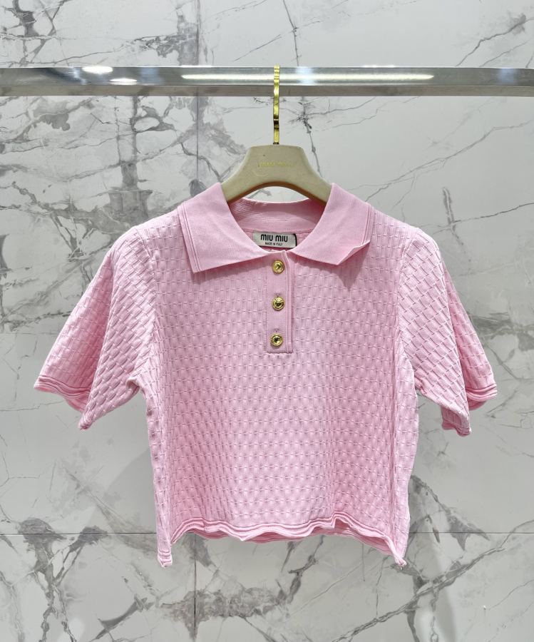Miumiu Women 𝗠𝗜𝗨𝗠𝗜𝗨* Miu Early Spring New Metal Buckle Knitted Suit — 1:1 Replica For Sale — photo 2
